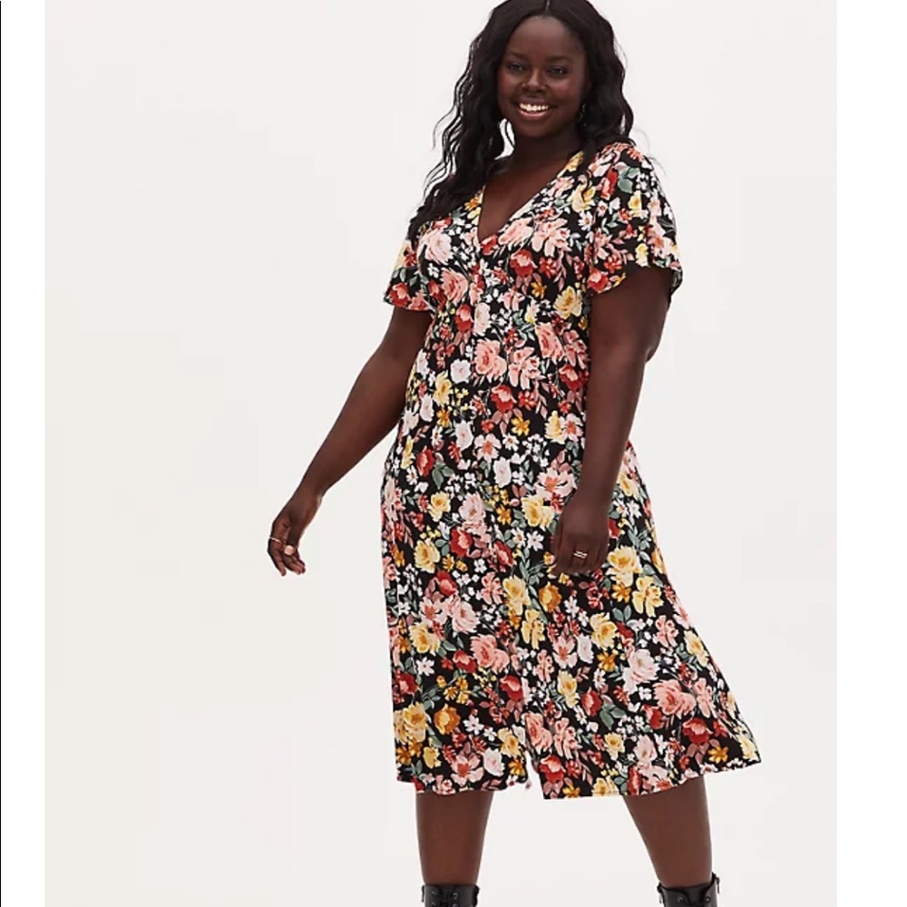BLACK FLORAL CHALLIS BUTTON FRONT MIDI DRESS